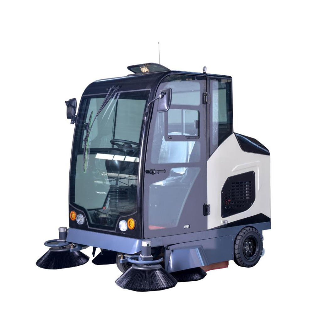 All Enclosed Sweeper OR-E900