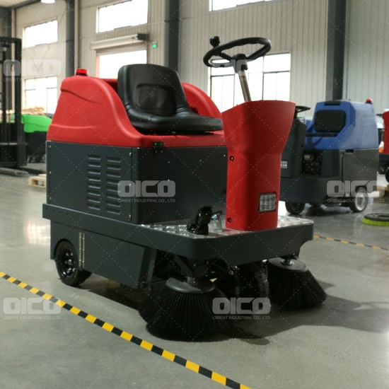 OR-C1250 Outdoor Driving Type Electric Industrial Power Street Sweeper