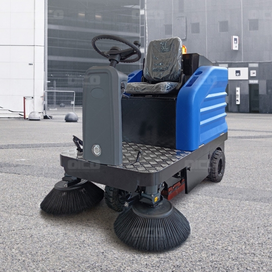 OR-C1260 Driving Sweeper