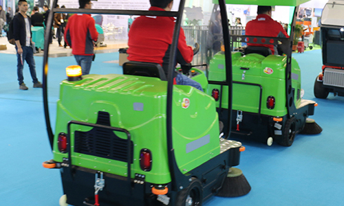 Our Sweeping Machine In Canton Fair
