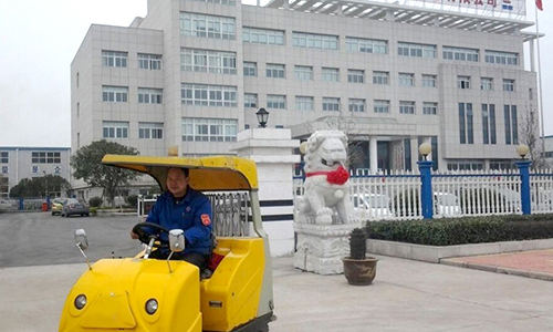 Customers Use Our Road Sweeper Machines