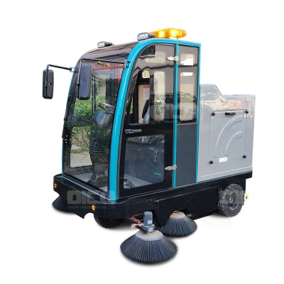 OR-E900 road cleaning equipment