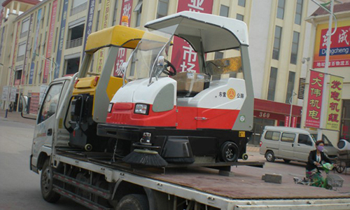 Large Shopping Malls Buy Our Ride On Sweeper E800W